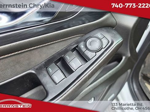 Used 2024 Chevrolet Traverse High Country image 14