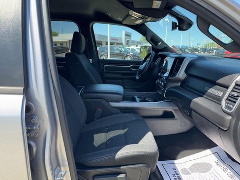 Used 2019 RAM 1500 Big Horn AWD/4WD image 16
