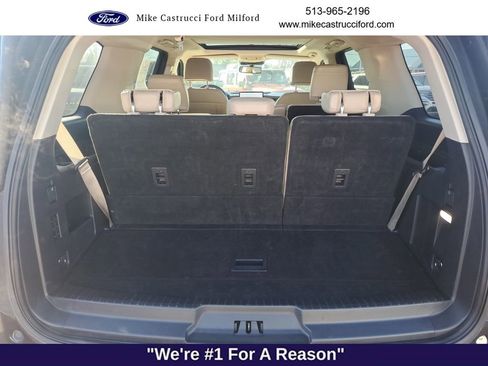 Used 2024 Ford Expedition Limited image 27