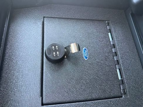 Used 2022 Ford F150 Limited AWD/4WD image 36