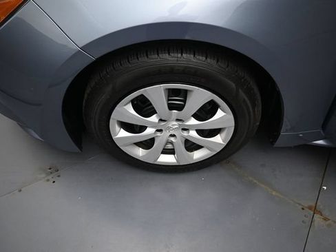 Used 2024 Toyota Corolla LE FWD image 33