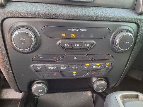 Used 2020 Ford Ranger Lariat w/ Equipment Group 501A Mid RWD image 14