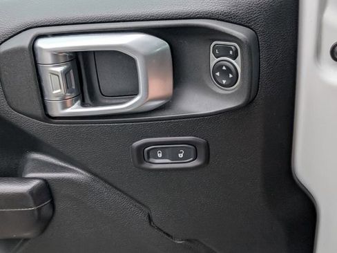 Used 2019 Jeep Wrangler Unlimited Sport S image 26