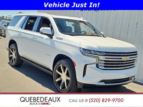 Used 2021 Chevrolet Tahoe High Country w/ Premium Package AWD/4WD image 1