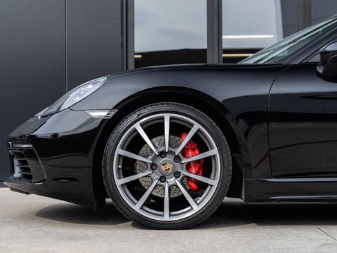 Used 2018 Porsche 718 Cayman S w/ Sport Chrono Package image 13