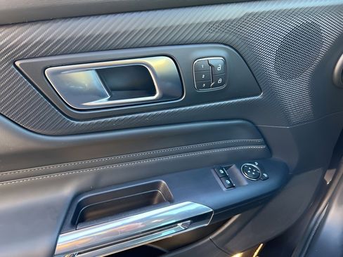 Used 2024 Ford Mustang GT Premium image 22