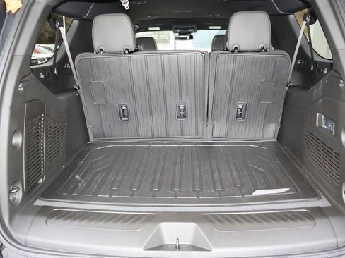 New 2025 GMC Yukon XL Elevation w/ LPO, Elevation Black Package image 34