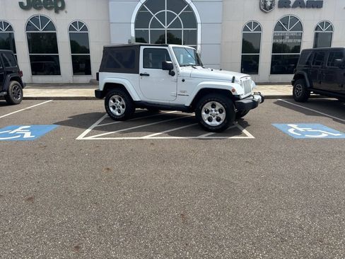 Used 2013 Jeep Wrangler Sahara w/ Connectivity Group AWD/4WD image 3