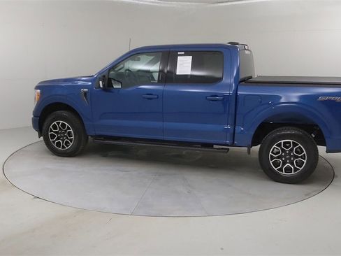 Certified 2022 Ford F150 XLT w/ Equipment Group 302A High image 18