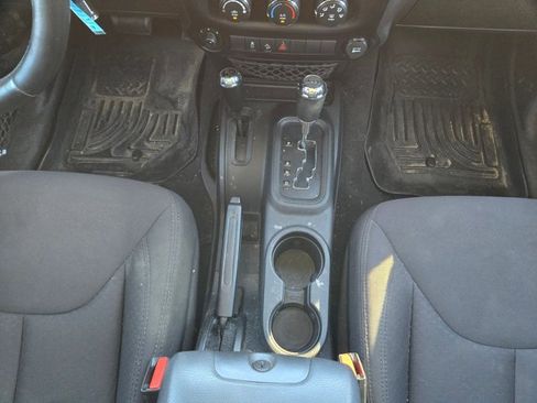 Used 2013 Jeep Wrangler Sport image 11