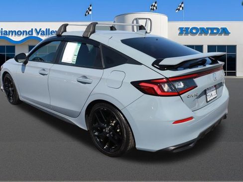 Used 2023 Honda Civic Sport image 4