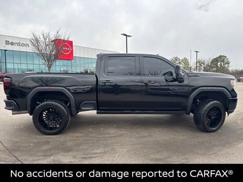 Used 2022 GMC Sierra 3500 Denali w/ Denali Black Diamond Edition image 3