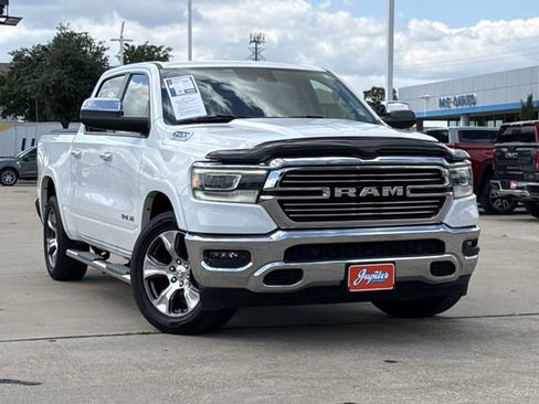 Used 2022 RAM 1500 Laramie AWD/4WD image 3