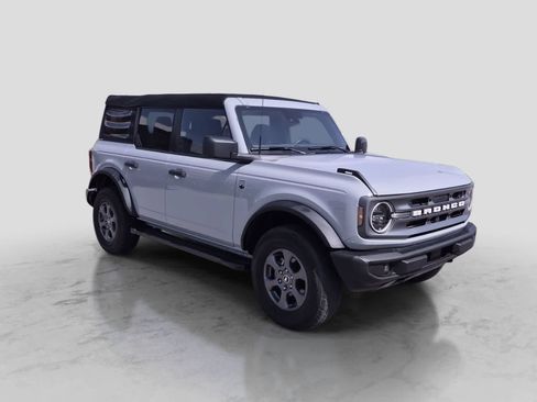 Used 2024 Ford Bronco Big Bend AWD/4WD image 2