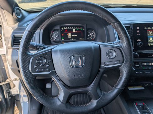 Used 2023 Honda Passport TrailSport image 22