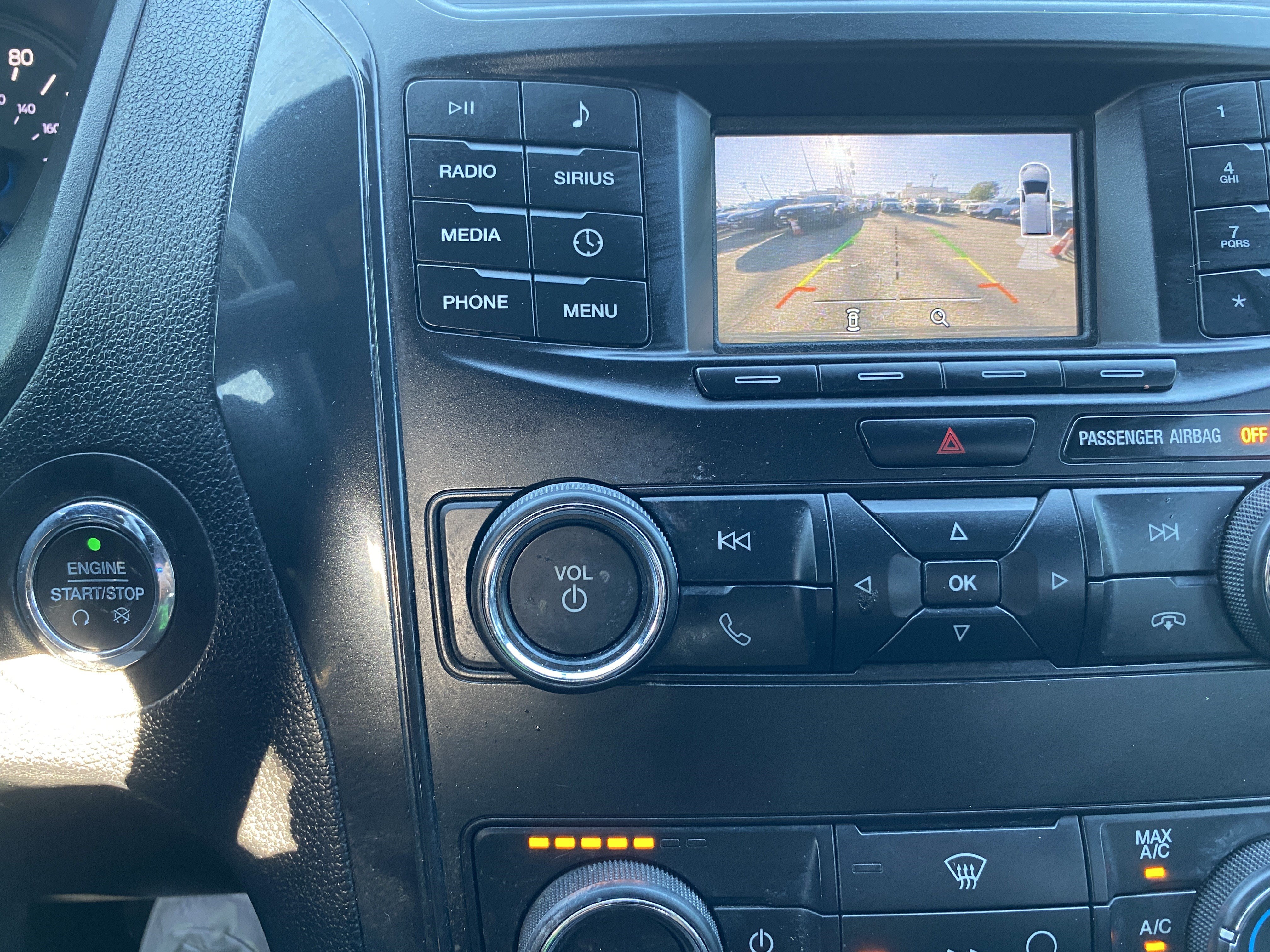 Used 2019 Ford Explorer XLT FWD image 29