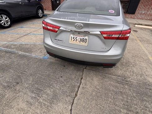 Used 2015 Toyota Avalon XLE Premium image 4