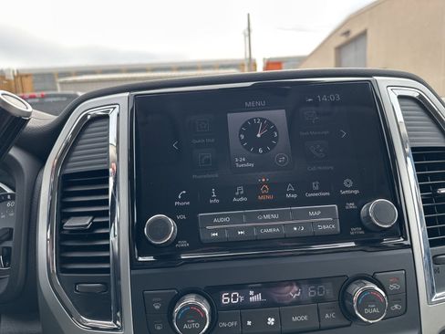 Used 2021 Nissan Titan SV w/ SV Convenience Package image 47