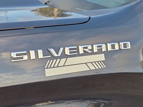 Used 2023 Chevrolet Silverado 1500 LT AWD/4WD image 24