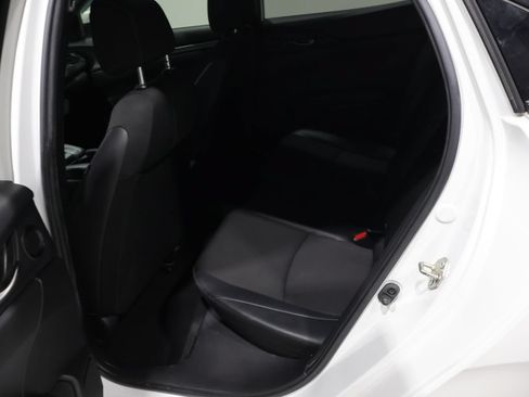 Used 2020 Honda Civic Sport image 18