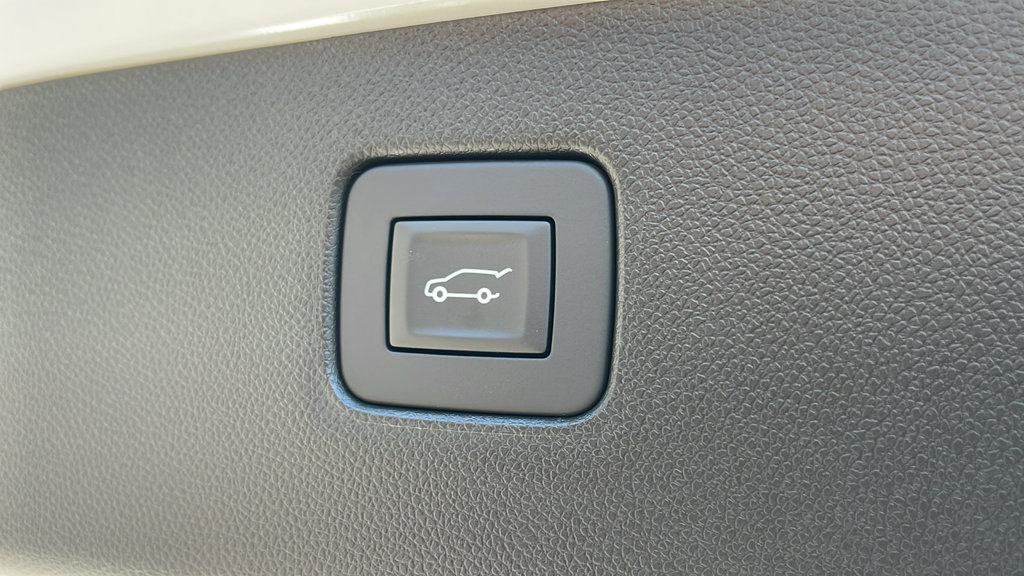New 2026 Buick Envista Sport Touring FWD image 28