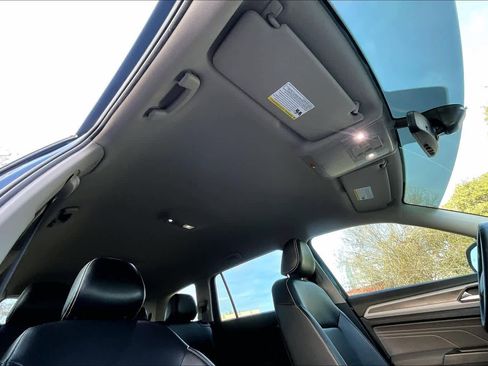 Used 2022 Volkswagen Atlas SE image 14