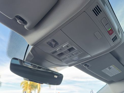 Certified 2023 Volkswagen Jetta SEL image 28