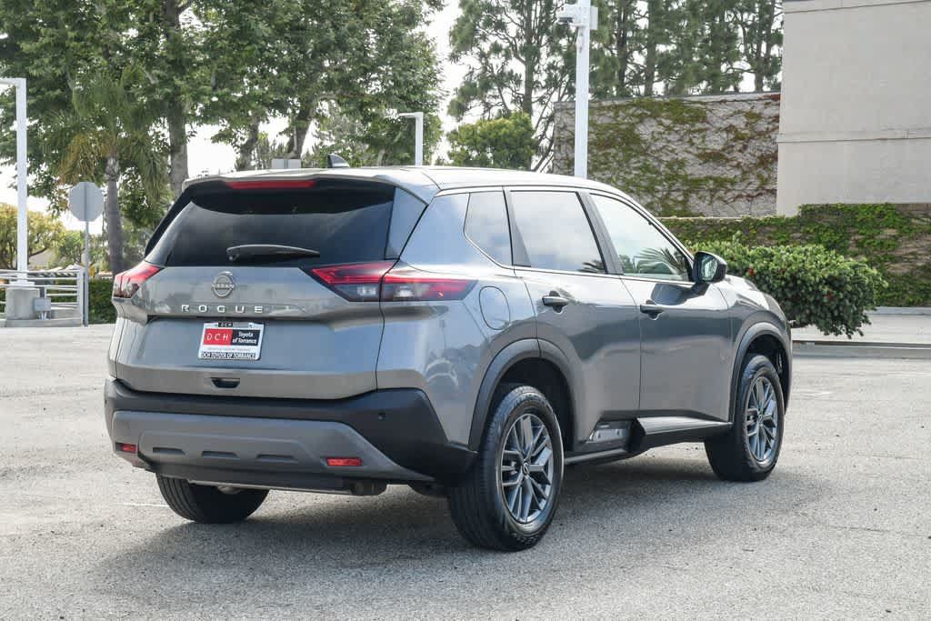 Used 2023 Nissan Rogue S FWD image 9