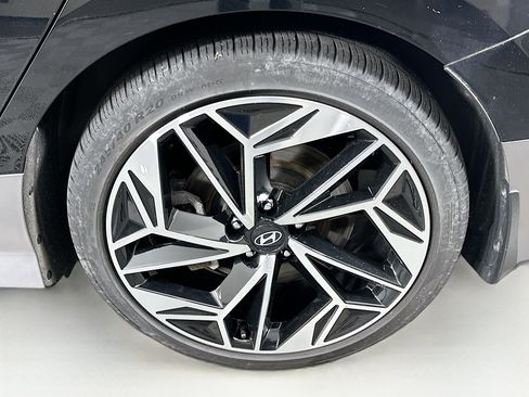 Used 2023 Hyundai Ioniq 6 SEL AWD/4WD image 11