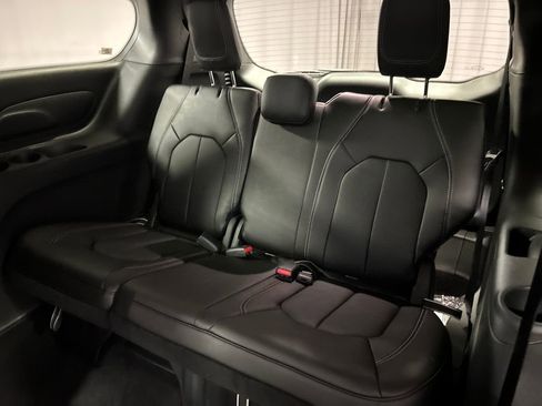 New 2026 Chrysler Voyager LX image 22