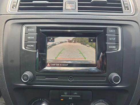 Used 2017 Volkswagen Jetta S FWD image 25