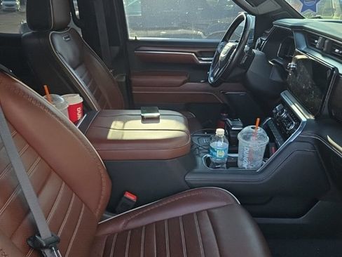 Used 2023 GMC Sierra 1500 Denali Ultimate AWD/4WD image 10