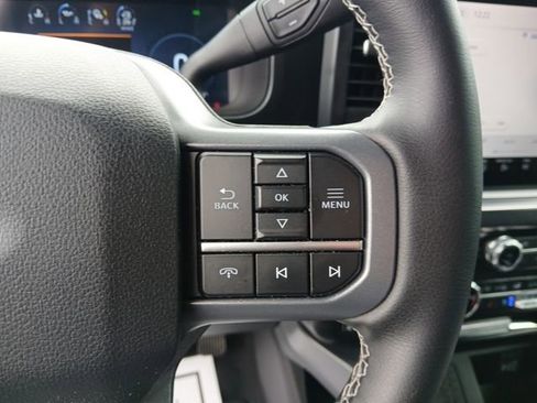 Used 2025 Ford F250 Lariat w/ Lariat Ultimate Package AWD/4WD image 19