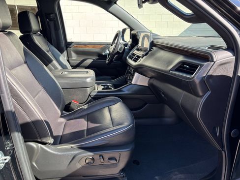 Used 2023 Chevrolet Tahoe Premier RWD image 39