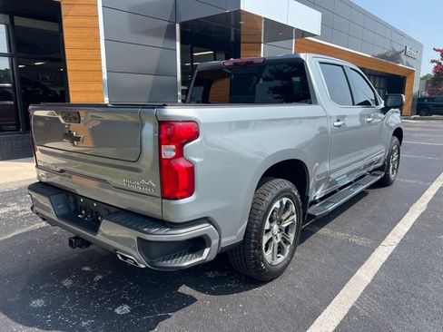 Used 2024 Chevrolet Silverado 1500 High Country w/ Technology Package AWD/4WD image 24