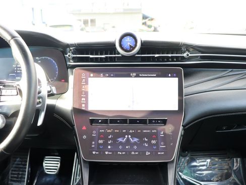 Used 2023 Maserati Grecale GT image 19