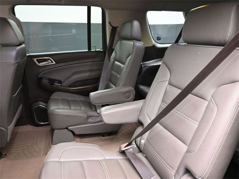 Used 2018 GMC Yukon XL Denali image 17