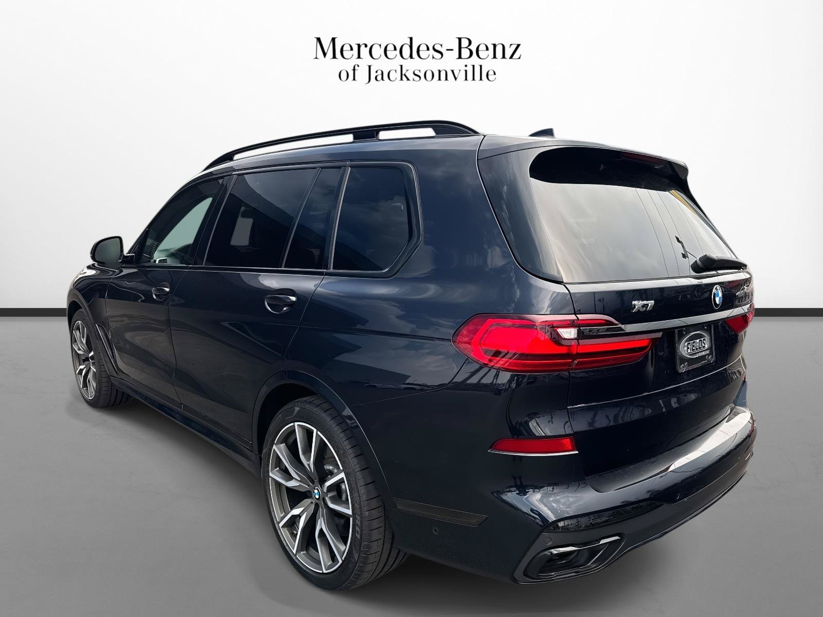 Used 2021 BMW X7 M50i w/ Dynamic Handling Package AWD/4WD image 5