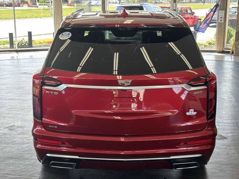 Used 2021 Cadillac XT6 Premium Luxury AWD/4WD image 8