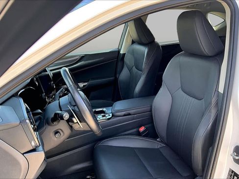 Used 2025 Lexus NX 350 AWD w/ Premium Package image 8
