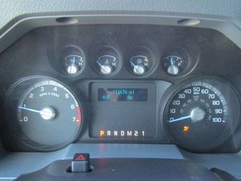 Used 2015 Ford F250 XL w/ Power Equipment Group image 12