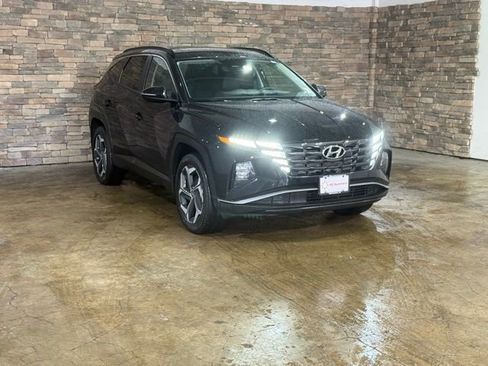 Used 2023 Hyundai Tucson SEL w/ Convenience Package image 3