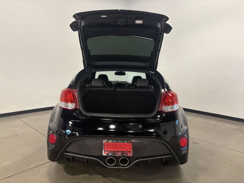 Used 2016 Hyundai Veloster Turbo FWD image 32