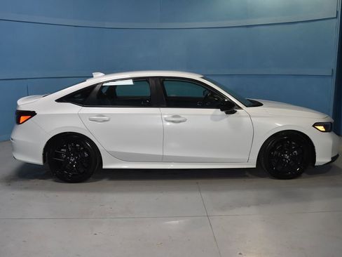 Used 2025 Honda Civic Sport image 21
