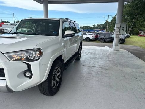 Used 2021 Toyota 4Runner TRD Off-Road Premium AWD/4WD image 6