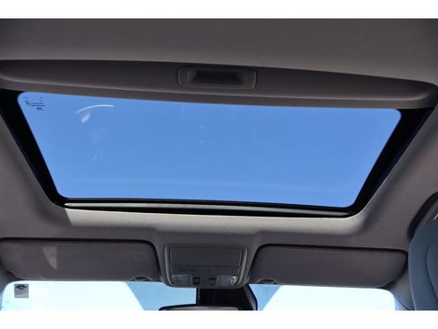 Used 2016 Honda Accord Touring image 28