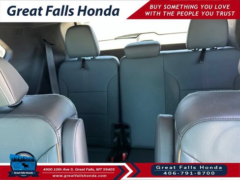 Used 2026 GMC Acadia AT4 AWD/4WD image 25