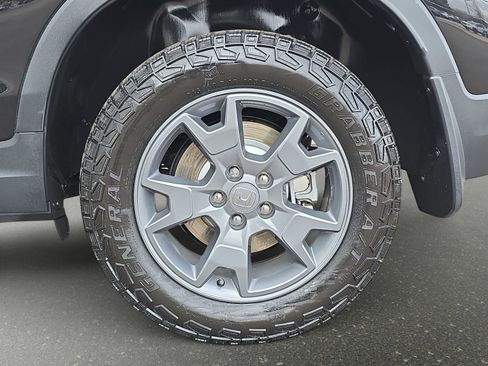 Used 2025 Honda Passport TrailSport image 33