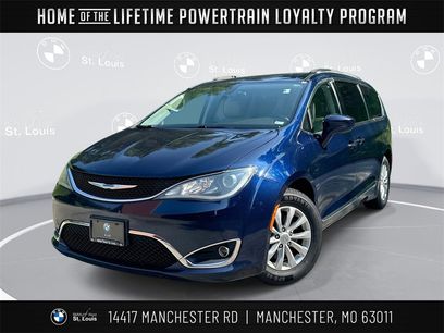 Used 2017 Chrysler Pacifica Touring-L