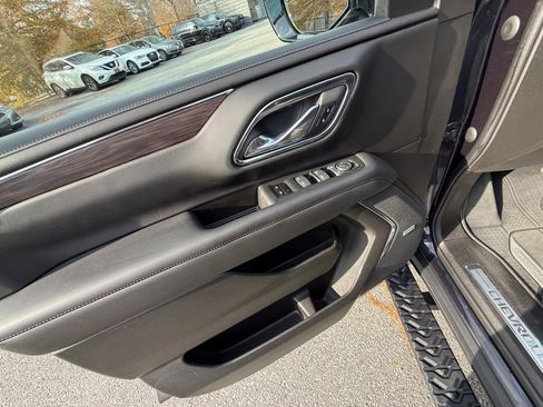 Used 2023 Chevrolet Tahoe Z71 w/ Off-Road Capability Package image 32